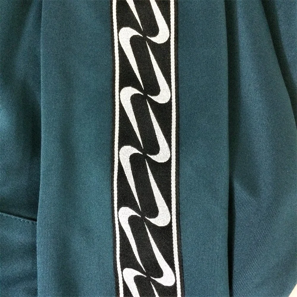 Nike Women's Logo Tape Full Zip Hoodie 2X